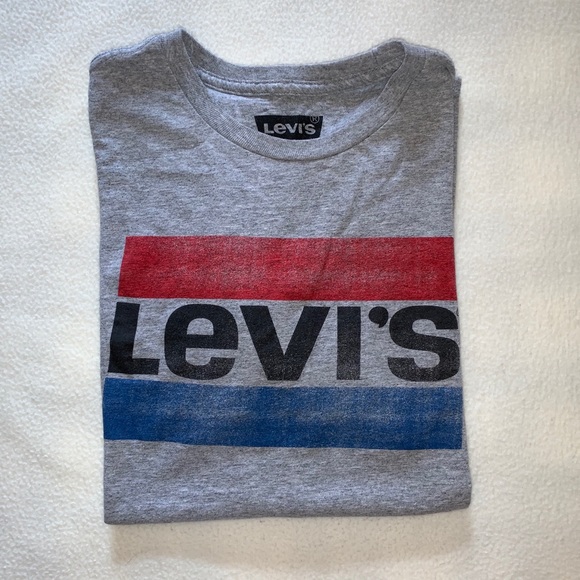 Levi's Other - Levi’s Tee